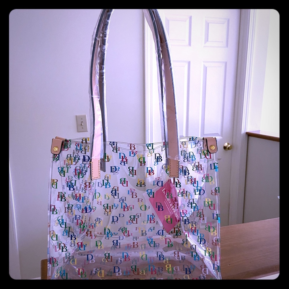 Dooney and Bourke clear tote